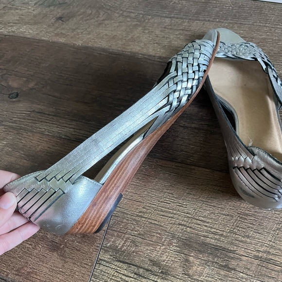 Frye Cameron Skimmer Huarache leather mini wedge peep toe sandals, size 8.5 - Picture 6 of 14